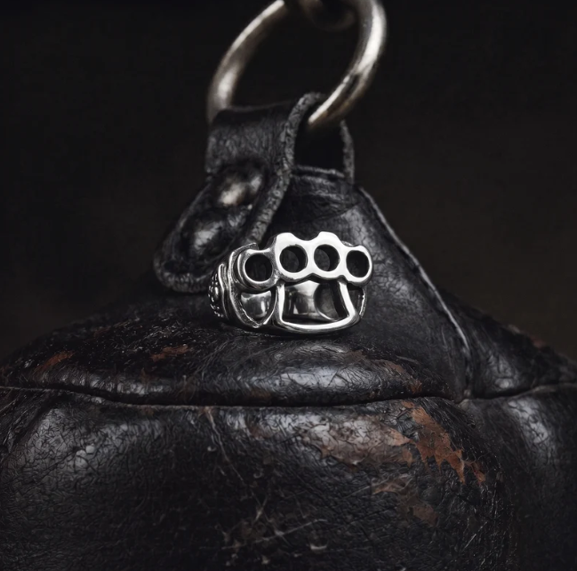 ANILLO REVUELTA